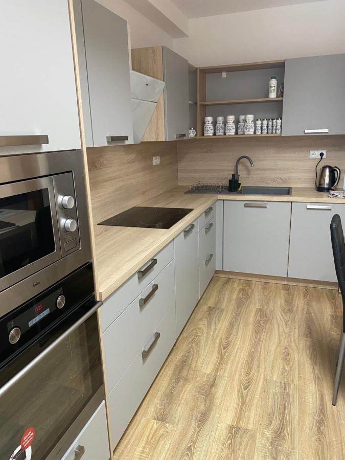 Apartman Solax, Ucnovska 8, Kosice Saca ภายนอก รูปภาพ
