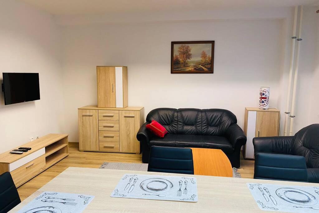 Apartman Solax, Ucnovska 8, Kosice Saca ภายนอก รูปภาพ